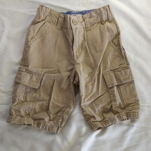 Boy's Levi's Tan Cargo Shorts size 6